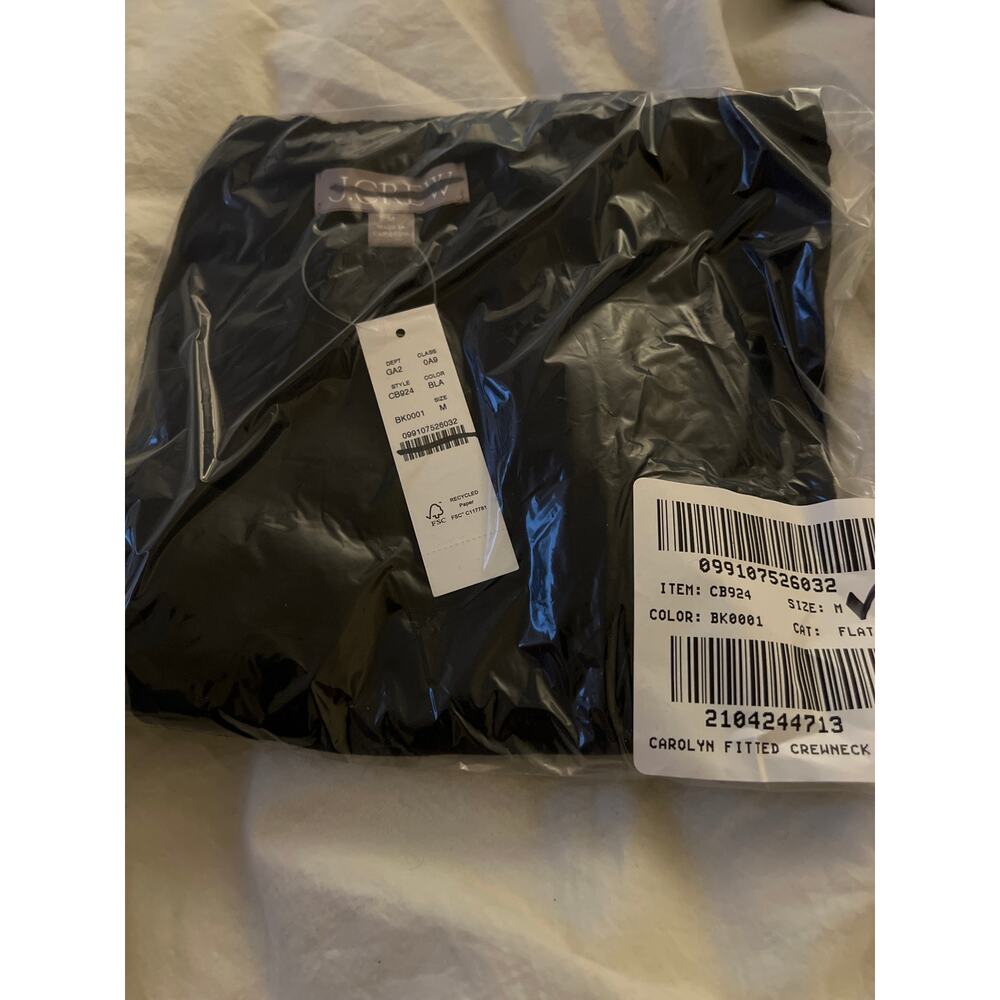 J. Crew Carolyn fitted crewneck sweater in merino wool Black NWT size Medium - Picture 7 of 7